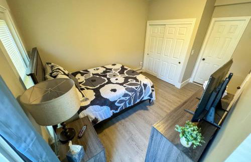 New Remodel | Mins to DHMC & Hanover | Explore NH - Foto 8