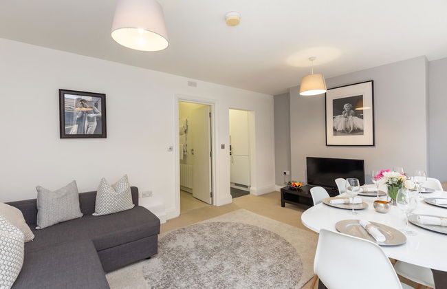 Urban Chic - Bond Street - Photo 14