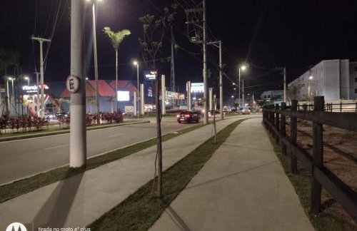 Luias, apartamento ao lado do shopping plaza e atacadão com wi-fi , tv grátis van na porta - Photo 46