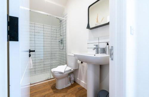 The Queen Stage - Photo 26