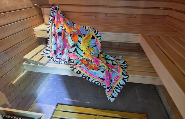 Detached, Luxurious Holiday Villa with Swimming Pool, Hot Tub, Sauna - Photo 20