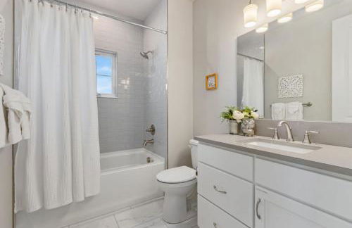 Colorado Modern Retreat with King Beds, Pickleball - Foto 54