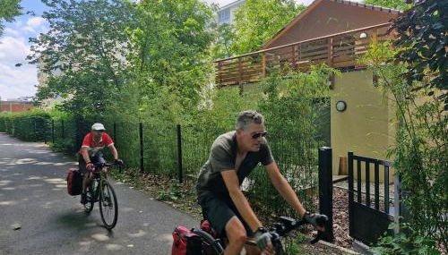 Gîte-appart com' "des cîmes et jardin" - Foto 3