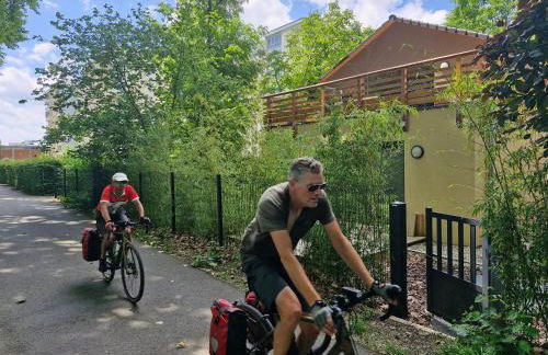 Gîte-appart com' "des cîmes et jardin" - Foto 3