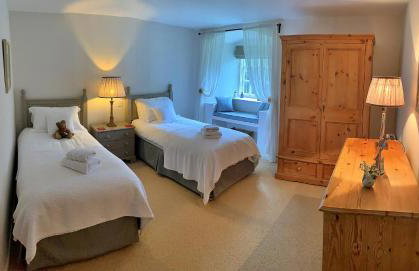 Finest Retreats - Ingleby Manor - South Front - Photo 7