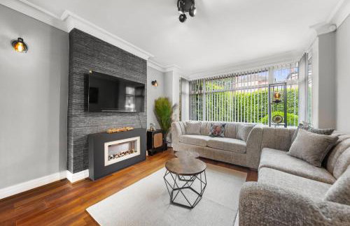 Peaceful 3-BR Home-Driveway, Sky-TV-Free WiFi - Foto 10