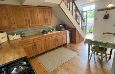 Torside Holiday Cottage - Photo 3