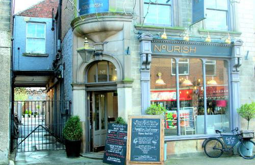 Fabulous 2 bed Historic Ground floor apartment Belper with free car parking next to property - Foto 67