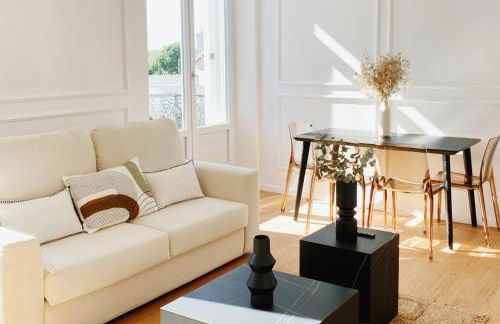 Le Haussmann ⸱ Stationnement gratuit ⸱ Fibre - Foto 2