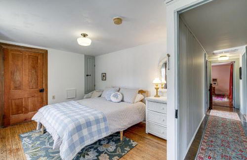 3 and Picturesque Acres! Historic Lexington Farmhouse - Foto 18