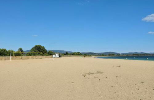 Grand Studio aux Salins - climatisation - terrasse - 90m de la mer - Foto 29