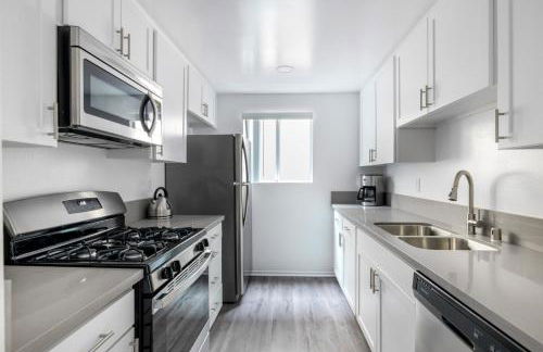 Dapper WeHo 1BR nr Groceries Shopping LAX-386 - Foto 6