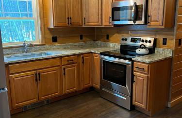 New home - walk to the lake! - Foto 12