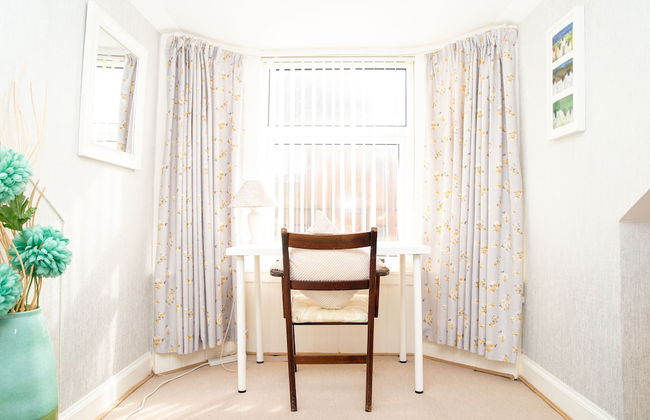 Sandgate 2-bed Apartment in Ayr Central Location - Foto 3