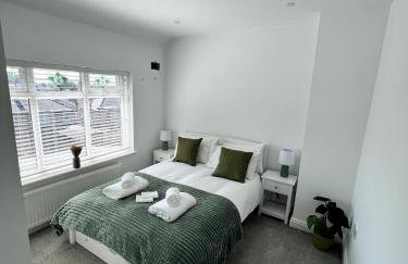 Spacious, cosy & stylish 3 Bed Home in Salford, near Trafford Park - Free Parking - Foto 10