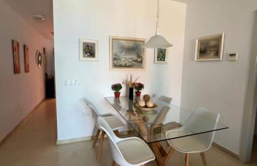 Ático con Vistas al Mar y con Piscina frente a Castillo Sohail - Photo 5