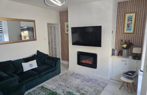 Morecambe Bay Cottage- Hot Tub/ Jacuzzi/sauna - Photo 11