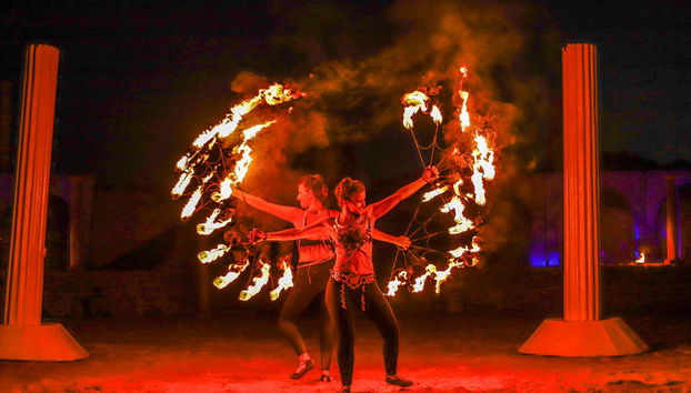 Ticket to Gran Circus Maximus Show with Dinner - Foto 2