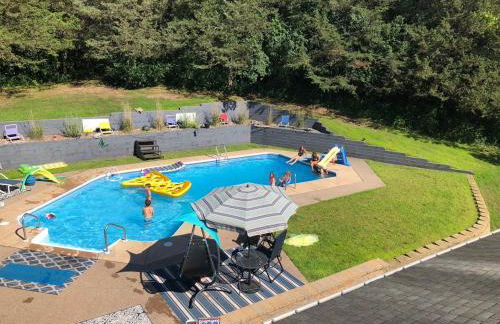 Large Recreational Retreat - Foto 21