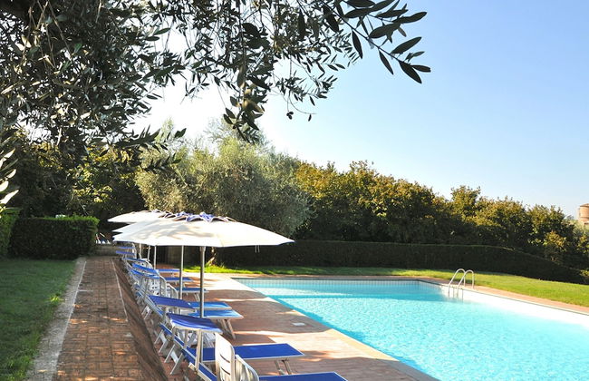 Villa Montecasciano - 8 Sleeps Private Garden - Foto 52