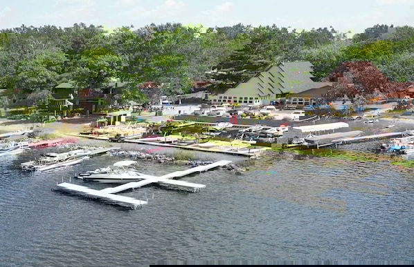 Sunset Cove Resort - Photo 1