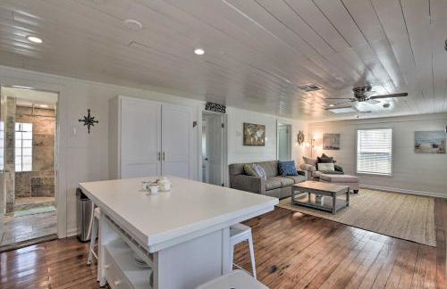 Walk to Beach and State Park! Bungalow in Galveston - Photo 9