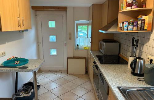 Historisches Ferienhaus mit großem Garten und Terrasse - Foto 10