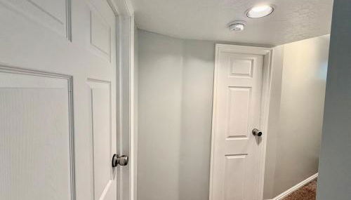 Close Hill AFB McKay Dee Hosp, Weber State - Foto 3