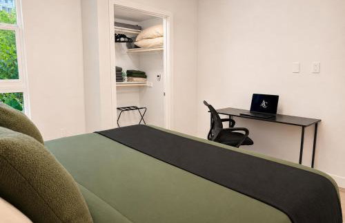Luxe Deco Haven with Pool, Gym & Parking Close to Disneyland - Foto 43