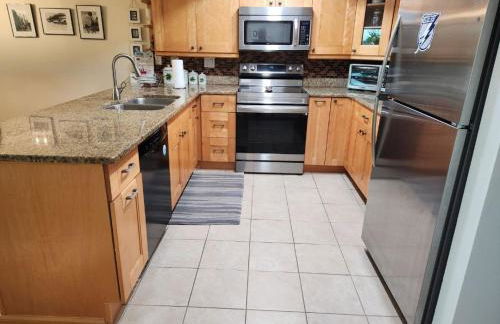 Holiday Villas II ON THE BEACH w/Intercoastal View - Foto 20