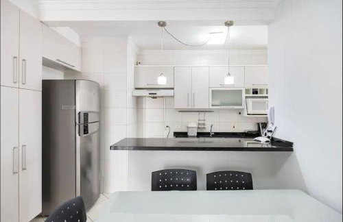 Canto nobre da Praia Grande - Apartamento completo e confortável - Foto 3