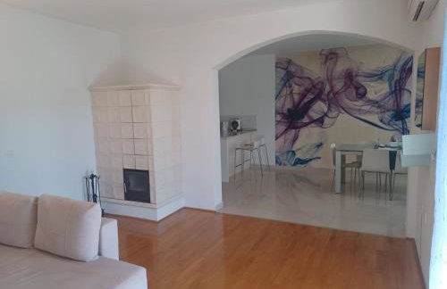 Three Bedroom Apartment With Terrace And Sea View - Foto 3