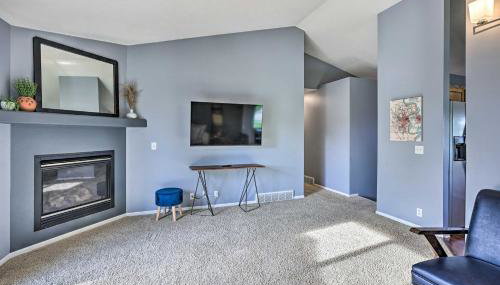 Bright Omaha Family Home with Grill and Deck! - Foto 5