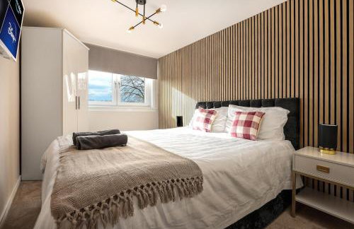 Spacious 3 Bed Home in Glasgow City With Free Parking - Foto 9