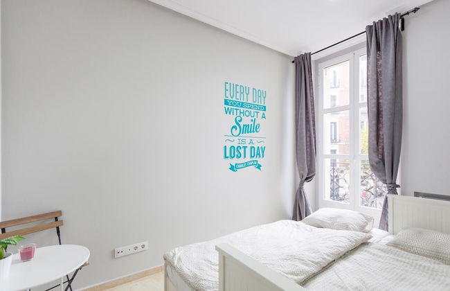 Beautiful Apt. Historic District - Sol - Photo 10