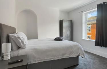 Amaya One -3 bedroom townhouse - with garden - close to town centre - sleeps 7 - Free Gym Access - Foto 4