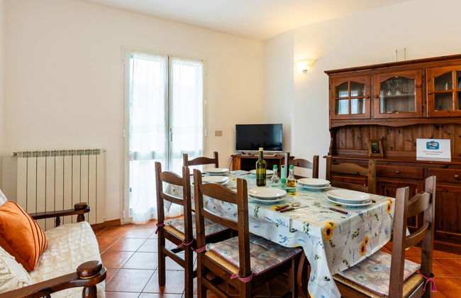 3 bedroom Apartment in Diano Castello with swimming pool and garden - Photo 10