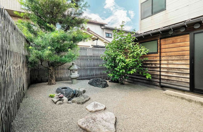 Higashiyama Kageroi - Photo 24