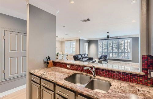 Experience Austin + 3 BR + 5 mins to Downtown! - Foto 8