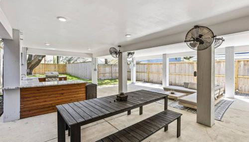 Galveston Retreat-Walk to Beach, Dog-Friendly Yard - Foto 3