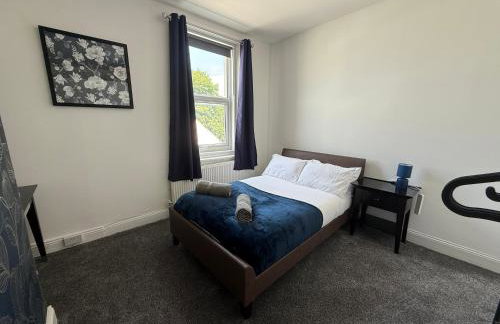 Coxon - 5 Bdrm 6 beds Perfect 4 contractor - Foto 13