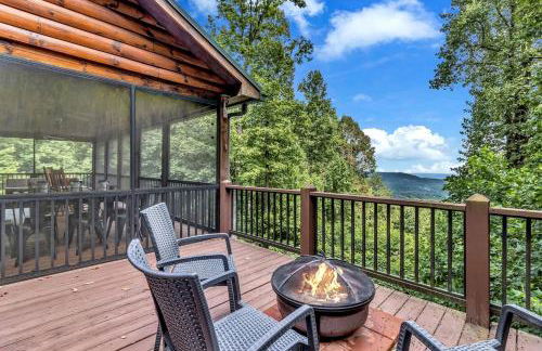 Cozy Mountain Cabin with Long-Range Views near Waterfall Park in Old Fort, NC - Foto 3