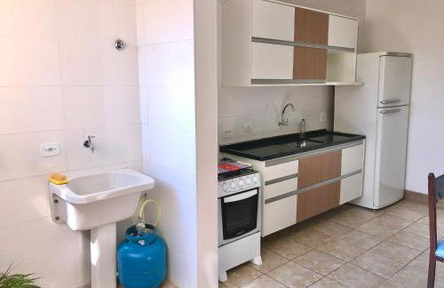 Apartamentos até 6 pessoas - 3 quartos com suíte e garagem, completo - Photo 75