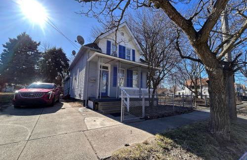 A gem in the heart of Cleveland Unit 3 - Photo 10