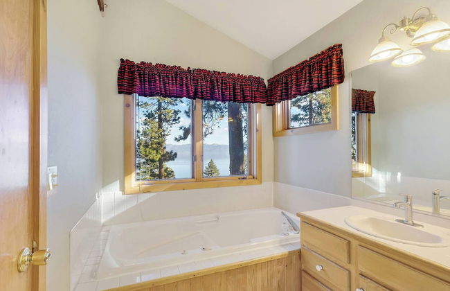 Lakeview Hideaway 3bdr for 8 w/ Private Hot Tub! - Foto 16