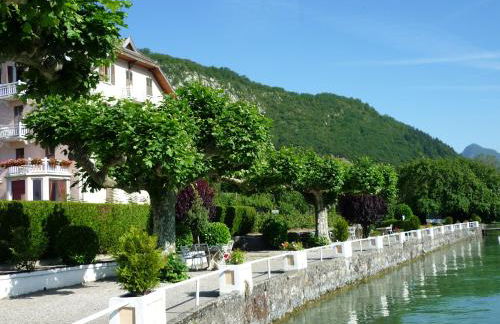 Le Nid du Lac, appartement en duplex au bord du lac d'Annecy, résidence avec plage privée - Foto 13
