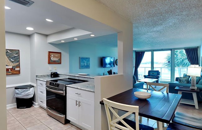 Sabine Yacht & Racquet by Southern Vacation Rentals - Foto 18