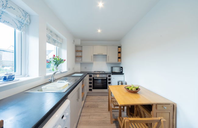 Stunning 1-bed Annex in Hawick - Photo 7