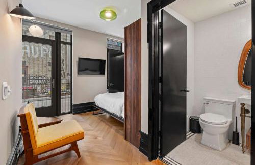 Freeman 201 by Rove Travel - 2BR Condo with Shared Amenities - Foto 16