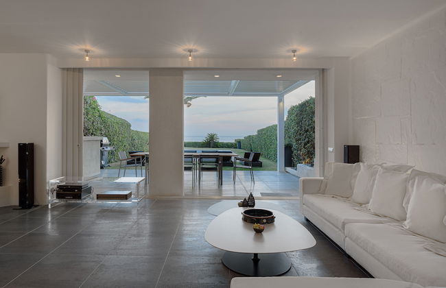 Luxurious Beachfront Villa Maira - Foto 17